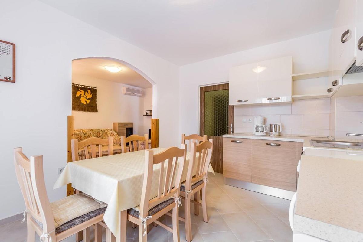 Apartment Fiorina Medulin Extérieur photo